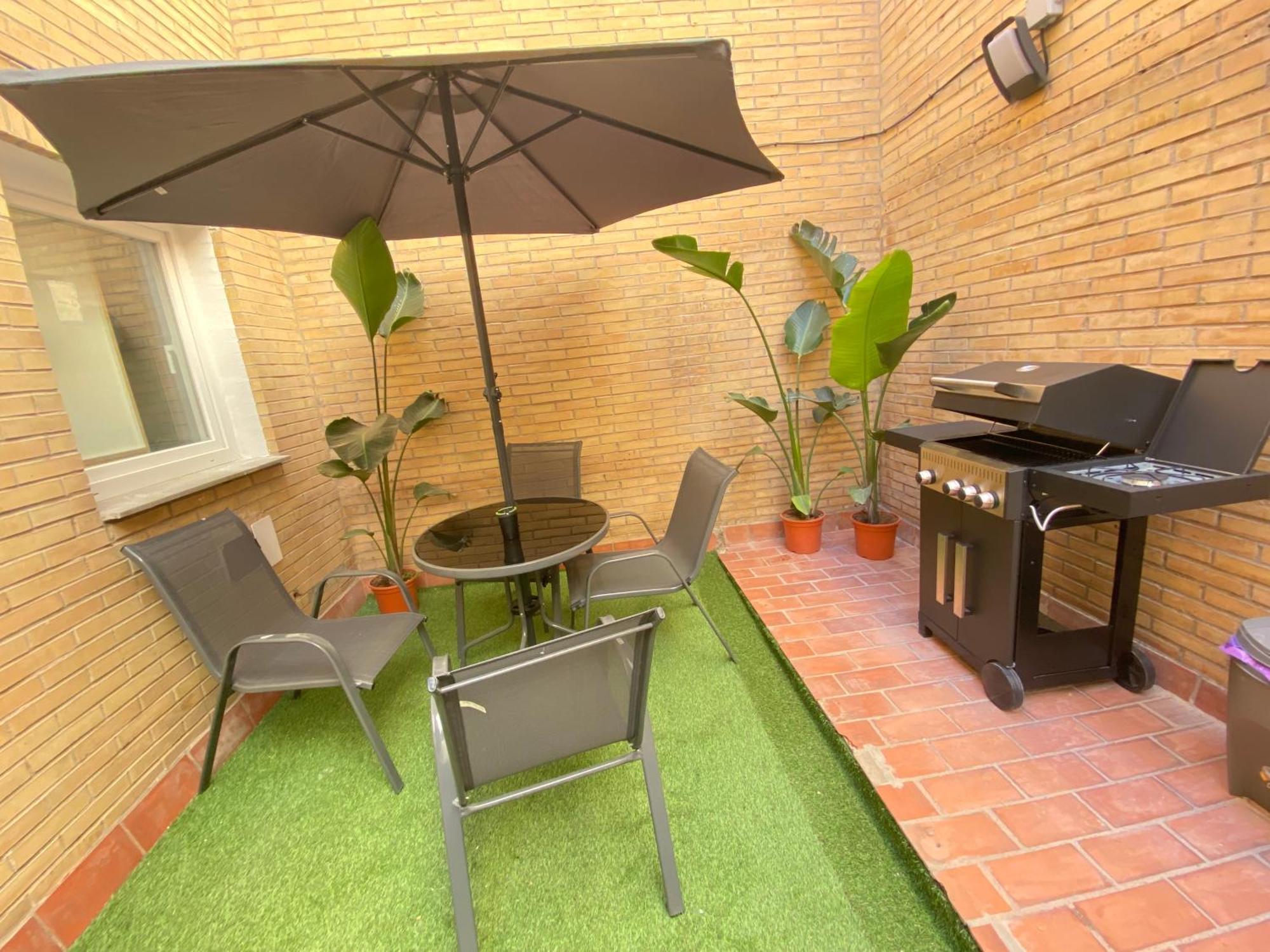 Hostal Futurotel Space